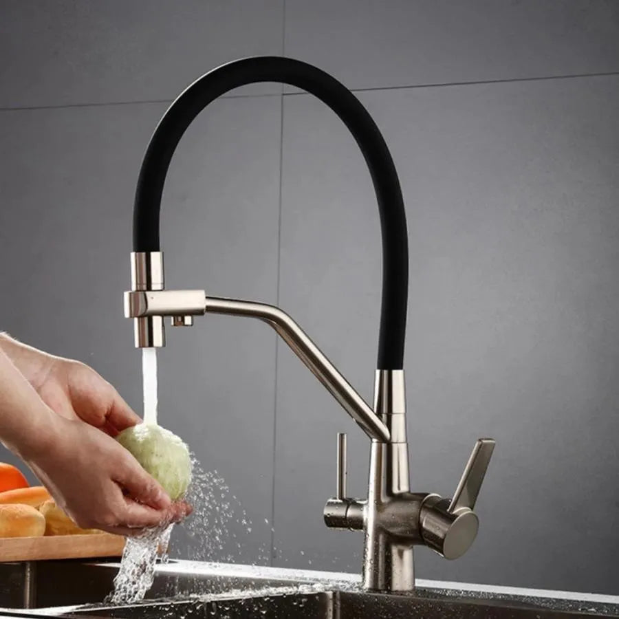 Konyha akkumulátor 3 lóval rugalmas csövek fekete ezüst fekete