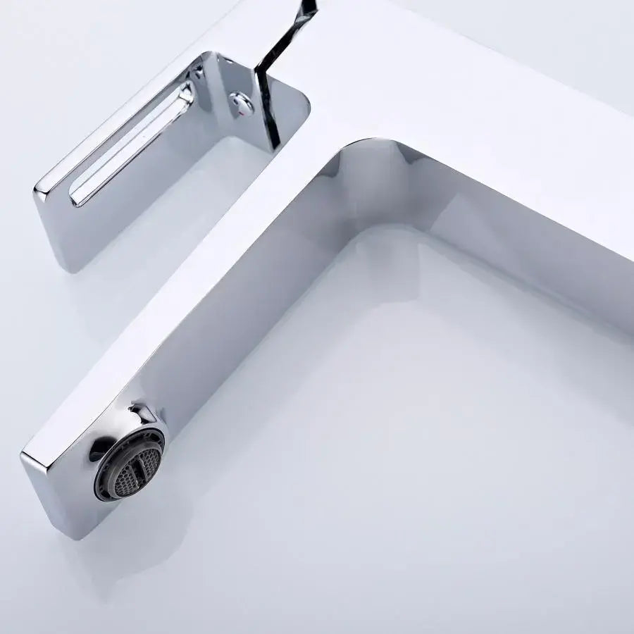 Washbasin akkumulátor, egészségügyi sárgaréz, szatén, 9807