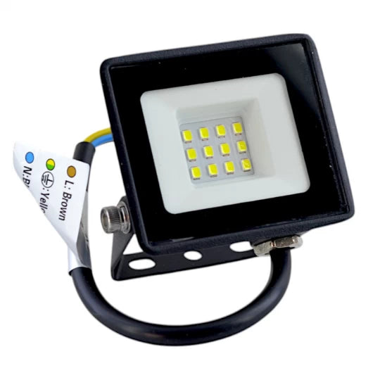 LED projektor 10W 6000K IP65 220-230V 12 forrás Fekete fém tok LED termékek Alapértelmezett cím Alessandro Design