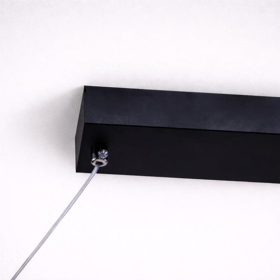 Függesztett LED-csillár távirányítóval, FLUX, 27 W, 116 cm, hideg/meleg/semleges fény 3000K/4000K/6000K, szabályozható, fekete, állítható magasságú, fém és szilikon