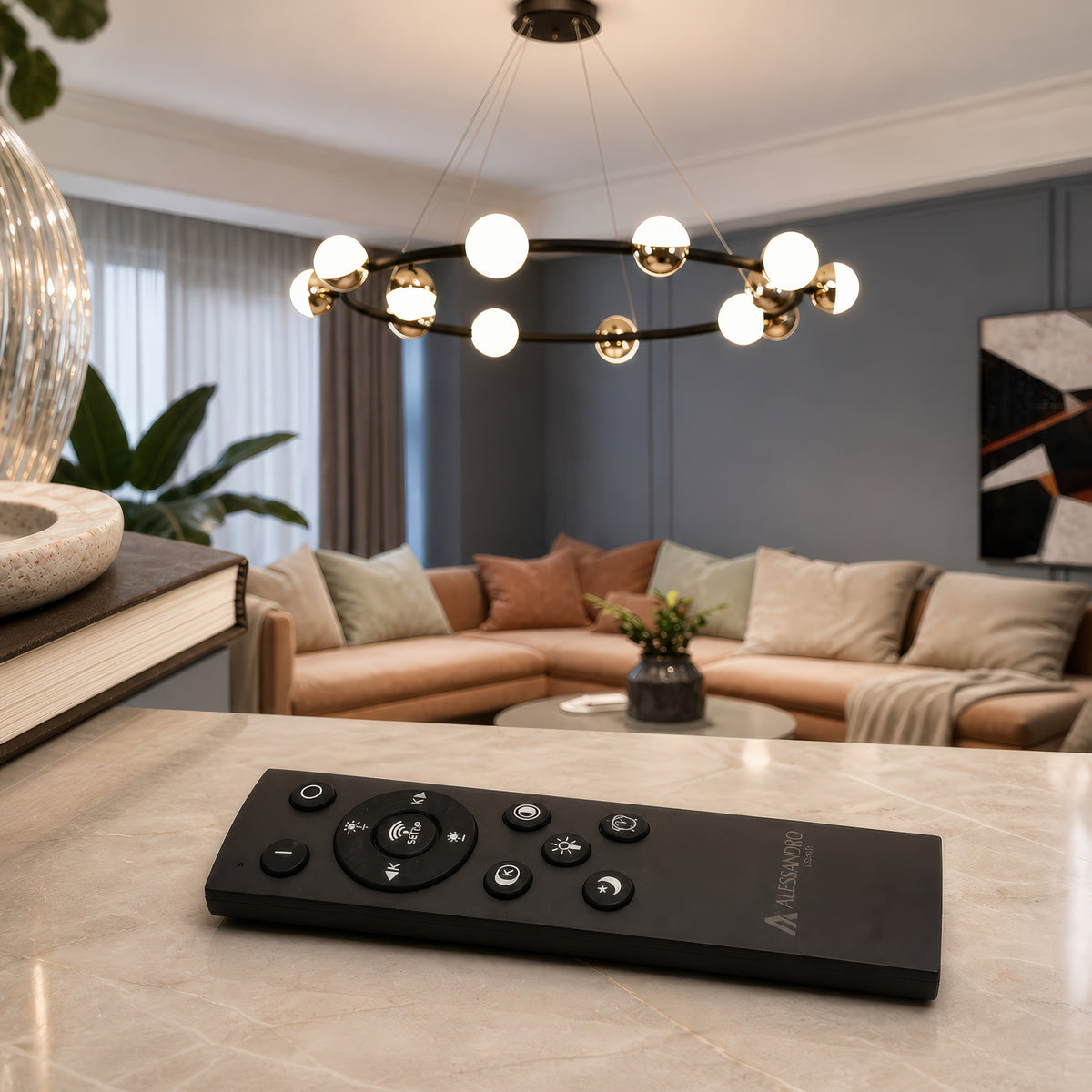 LT925_12GD 02 REMOTE SHOW