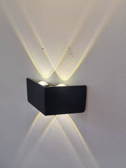 Kültéri és beltéri LED fali lámpa, 4 forrás x 1W, IP65, ABS, fekete, 3000K