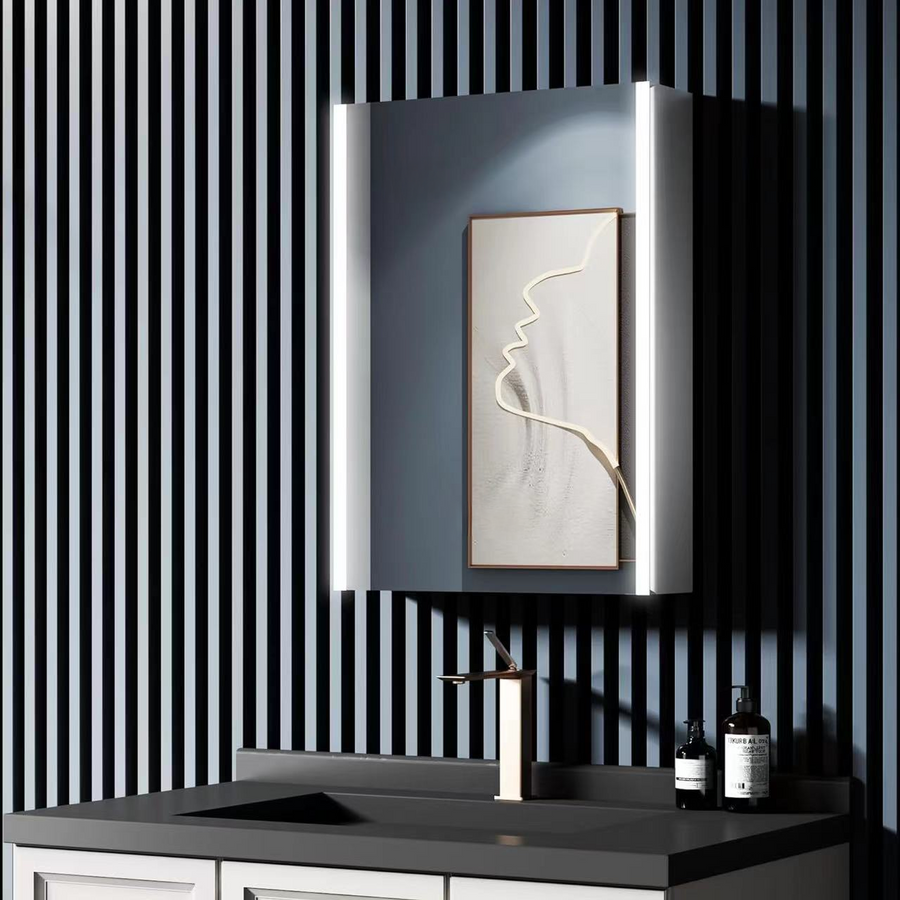 LED tükör szekrényes LAVIN 51x71 cm fehér - függőleges csík és kompakt kialakítás