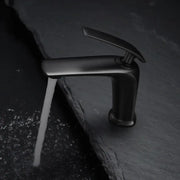 Washbasin akkumulátor, egészségügyi sárgaréz, fekete, mp015h