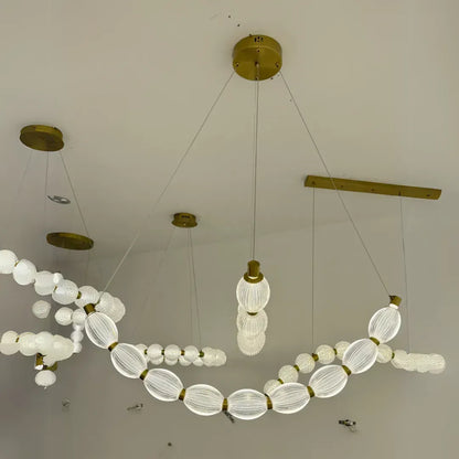 LED -csillár, Fausto távirányítóval, 78W, hideg/forró/semleges fény, instabil, állítható magasság, arany